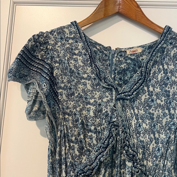 Faherty Bonita Floral Print Ruffle Tiered Dress Blue Flutter Sleeve -Size XL - Picture 5 of 9